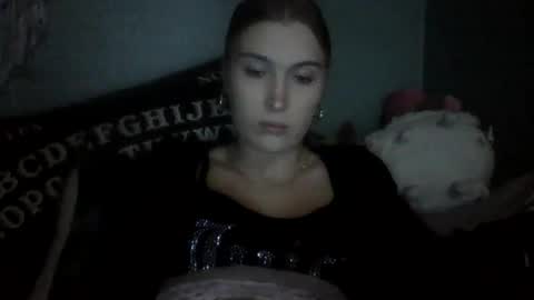 Snapshot of thelittlebambii chatting on December 2024 11:09:01 PM Little Bambii online show from December 2024 11:09:01 PM