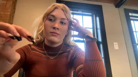 Snapshot of thelittlebambii chatting on January 2025 05:15:02 PM Little Bambii online show from January 2025 05:15:02 PM