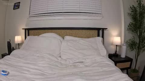 naturallovers online show from February 2026 04:05:02 AM