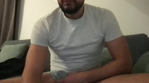 thenudeworldrover online show from February 2025 08:33:02 PM