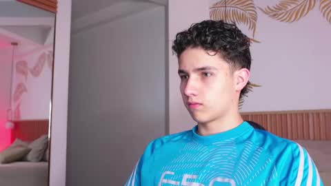 Snapshot of theohawke_ chatting on February 2025 12:58:01 PM THEO- MATEO online show from February 2025 12:58:01 PM