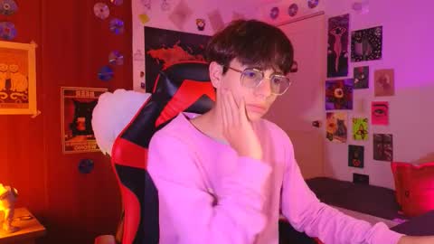 Snapshot of theprince_red chatting on November 2025 08:53:01 PM Matt independent model online show from November 2025 08:53:01 PM