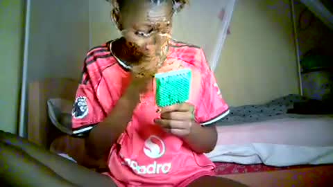 Snapshot of therry_heart chatting on July 2026 03:35:01 AM hearty online show from July 2026 03:35:01 AM