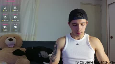 Snapshot of thesaint_xxx chatting on May 2026 11:17:01 AM thesaint_xxx online show from May 2026 11:17:01 AM