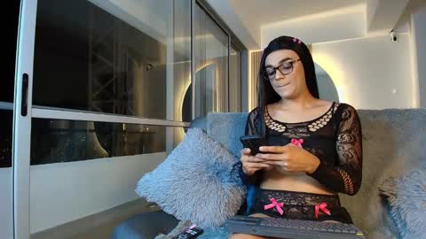 Thesweet khloe online show from October 2025 03:10:02 AM