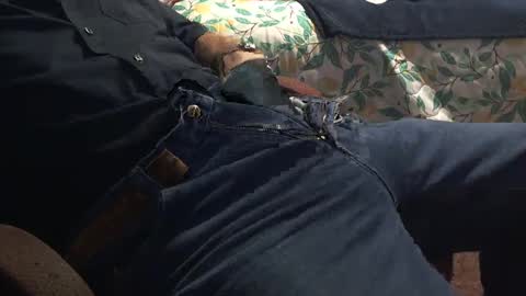 Snapshot of thetnguy chatting on January 2025 08:02:02 PM thetnguy online show from January 2025 08:02:02 PM