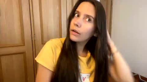 Nicole online show from November 2025 07:59:02 PM