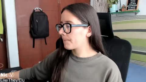 Nicole online show from February 2026 01:40:01 PM