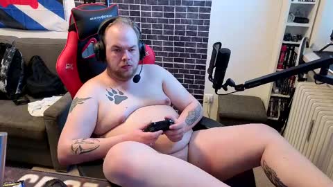 Snapshot of thewolfy31 chatting on February 2025 03:09:02 PM PupWolfy online show from February 2025 03:09:02 PM