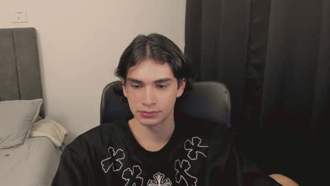 Snapshot of thiaan__ chatting on December 2024 02:12:01 AM thiaan__ online show from December 2024 02:12:01 AM