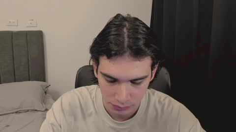 Snapshot of thiaan__ chatting on January 2025 11:29:01 PM thiaan__ online show from January 2025 11:29:01 PM