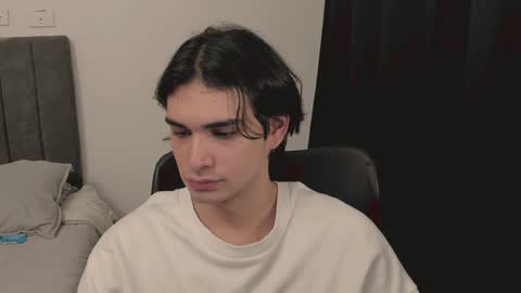 Snapshot of thiaan__ chatting on January 2025 11:16:02 PM thiaan__ online show from January 2025 11:16:02 PM