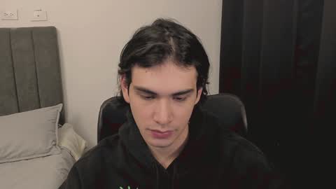 Snapshot of thiaan__ chatting on January 2025 02:53:01 AM thiaan__ online show from January 2025 02:53:01 AM