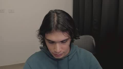 Snapshot of thiaan__ chatting on March 2025 03:02:01 AM thiaan__ online show from March 2025 03:02:01 AM