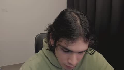 Snapshot of thiaan__ chatting on March 2025 12:15:01 AM thiaan__ online show from March 2025 12:15:01 AM