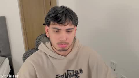 Snapshot of thiaan__ chatting on November 2025 02:32:01 AM thiaan__ online show from November 2025 02:32:01 AM