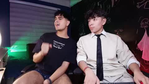 Thiago online show from November 2025 01:50:02 AM