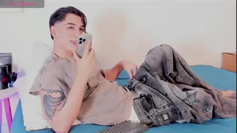 Snapshot of thiago_winteer chatting on May 2026 12:27:02 AM Thiago Winteer online show from May 2026 12:27:02 AM