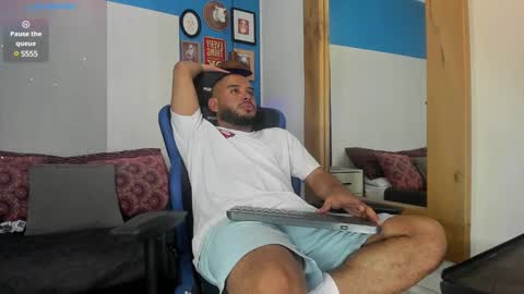 thiagoxbig online show from December 2024 04:09:02 AM