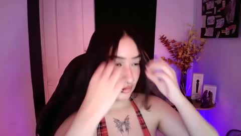 Snapshot of thiara_dor chatting on March 2025 05:59:02 AM Thiara Next Stream 0211 get my social media 3 online show from March 2025 05:59:02 AM