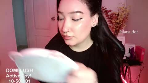 Snapshot of thiara_dor chatting on October 2025 01:06:01 AM Thiara Next Stream 0211 get my social media 3 online show from October 2025 01:06:01 AM