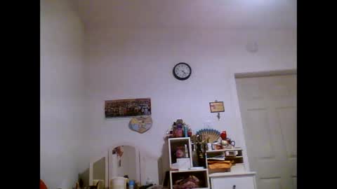 thickassazn93 online show from December 2024 09:27:01 PM