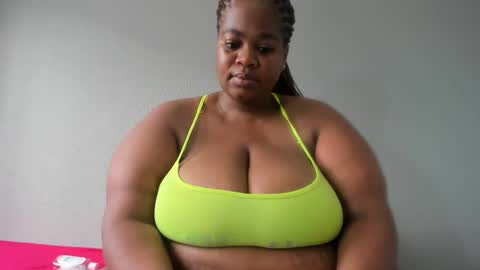 Snapshot of thickleeyanax chatting on February 2025 05:04:01 AM thickleeyanax online show from February 2025 05:04:01 AM