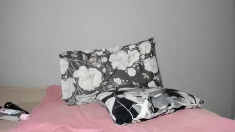 Snapshot of thickleeyanax chatting on February 2025 11:14:02 PM thickleeyanax online show from February 2025 11:14:02 PM