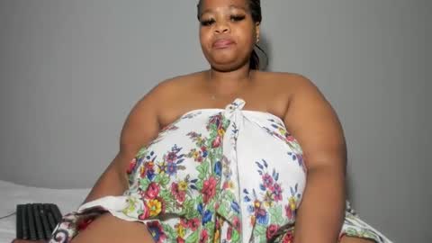 Snapshot of thickleeyanax chatting on March 2025 04:00:02 PM thickleeyanax online show from March 2025 04:00:02 PM