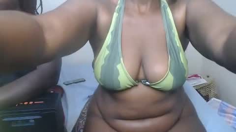 thicky_rue2 online show from July 2026 12:20:01 PM