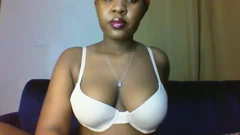 Snapshot of thickyannah2 chatting on September 2025 11:17:01 PM thickyannah online show from September 2025 11:17:01 PM