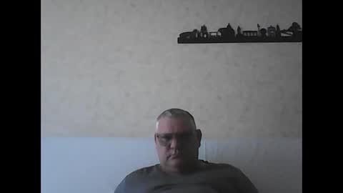 Thierrysymp online show from October 2025 09:29:01 AM
