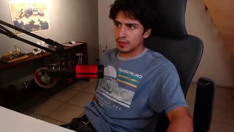 Snapshot of thieves_us chatting on February 2026 05:40:02 AM thieves_us online show from February 2026 05:40:02 AM