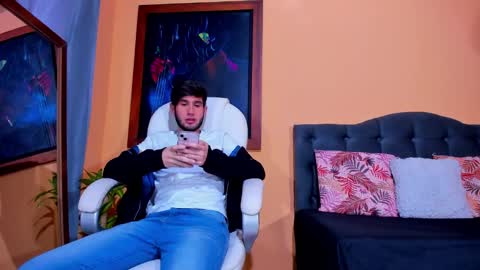 Thiiago online show from December 2024 12:44:01 PM