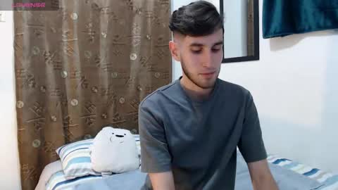 Thiiago online show from October 2025 11:35:01 PM