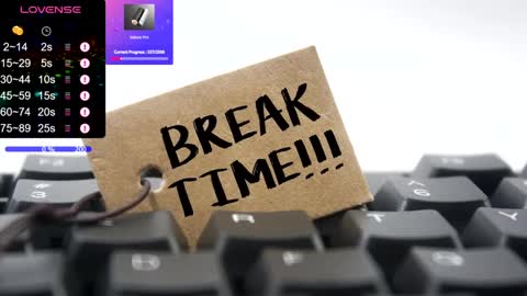 Snapshot of thom610 chatting on December 2024 02:24:01 AM ThomaSan online show from December 2024 02:24:01 AM