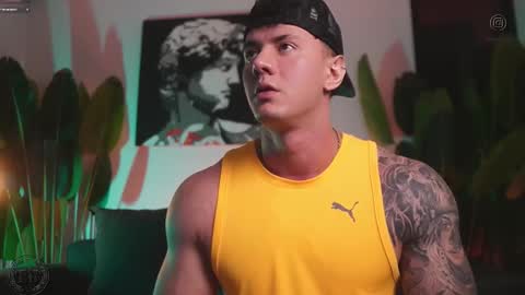 Thomas Falcon online show from November 2025 12:53:01 AM