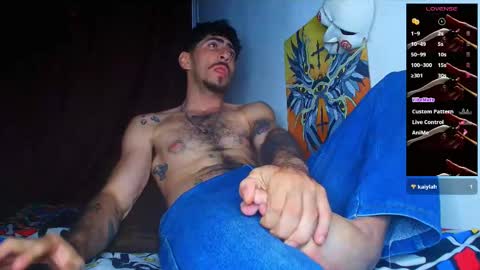 thomas_ks11 online show from November 2025 02:45:02 AM