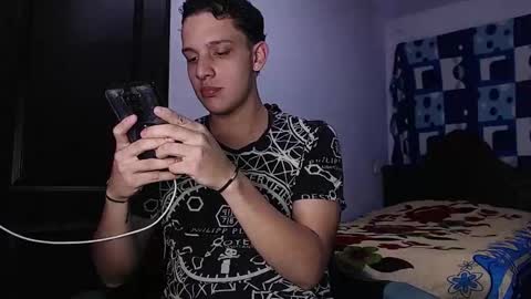 Snapshot of thomas_may4rs chatting on November 2025 12:23:01 AM ---Thomas--- online show from November 2025 12:23:01 AM