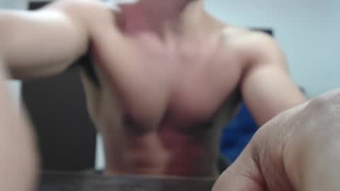 Snapshot of thomas_neuman chatting on December 2024 03:32:01 PM Thomas online show from December 2024 03:32:01 PM