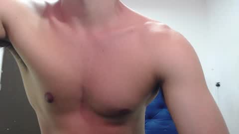 Snapshot of thomas_neuman chatting on December 2024 08:14:02 PM Thomas online show from December 2024 08:14:02 PM