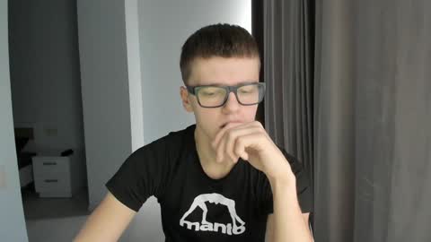 Tomas online show from December 2024 12:05:02 PM