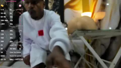 Thomas online show from March 2025 03:24:01 AM