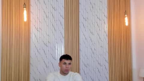 Thomas online show from November 2025 11:33:02 AM