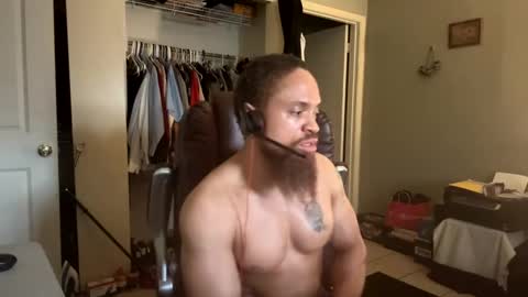Snapshot of thomasgwhitecft chatting on February 2025 07:06:02 PM FatherTime online show from February 2025 07:06:02 PM