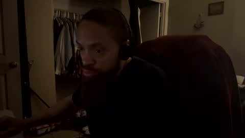 Snapshot of thomasgwhitecft chatting on February 2025 11:42:01 PM FatherTime online show from February 2025 11:42:01 PM