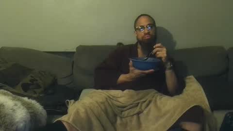 Snapshot of thomasgwhitecft chatting on February 2025 01:25:02 AM FatherTime online show from February 2025 01:25:02 AM