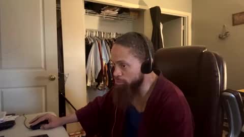 Snapshot of thomasgwhitecft chatting on February 2025 04:10:02 PM FatherTime online show from February 2025 04:10:02 PM