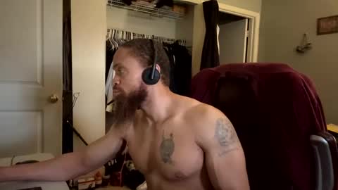 Snapshot of thomasgwhitecft chatting on March 2025 04:09:02 PM FatherTime online show from March 2025 04:09:02 PM