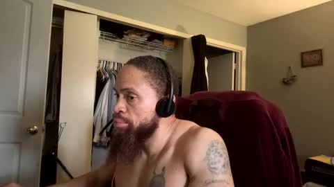 Snapshot of thomasgwhitecft chatting on March 2025 07:05:02 PM FatherTime online show from March 2025 07:05:02 PM